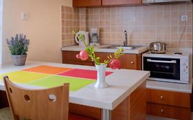 Nice&Quiet Apartment in Best Area